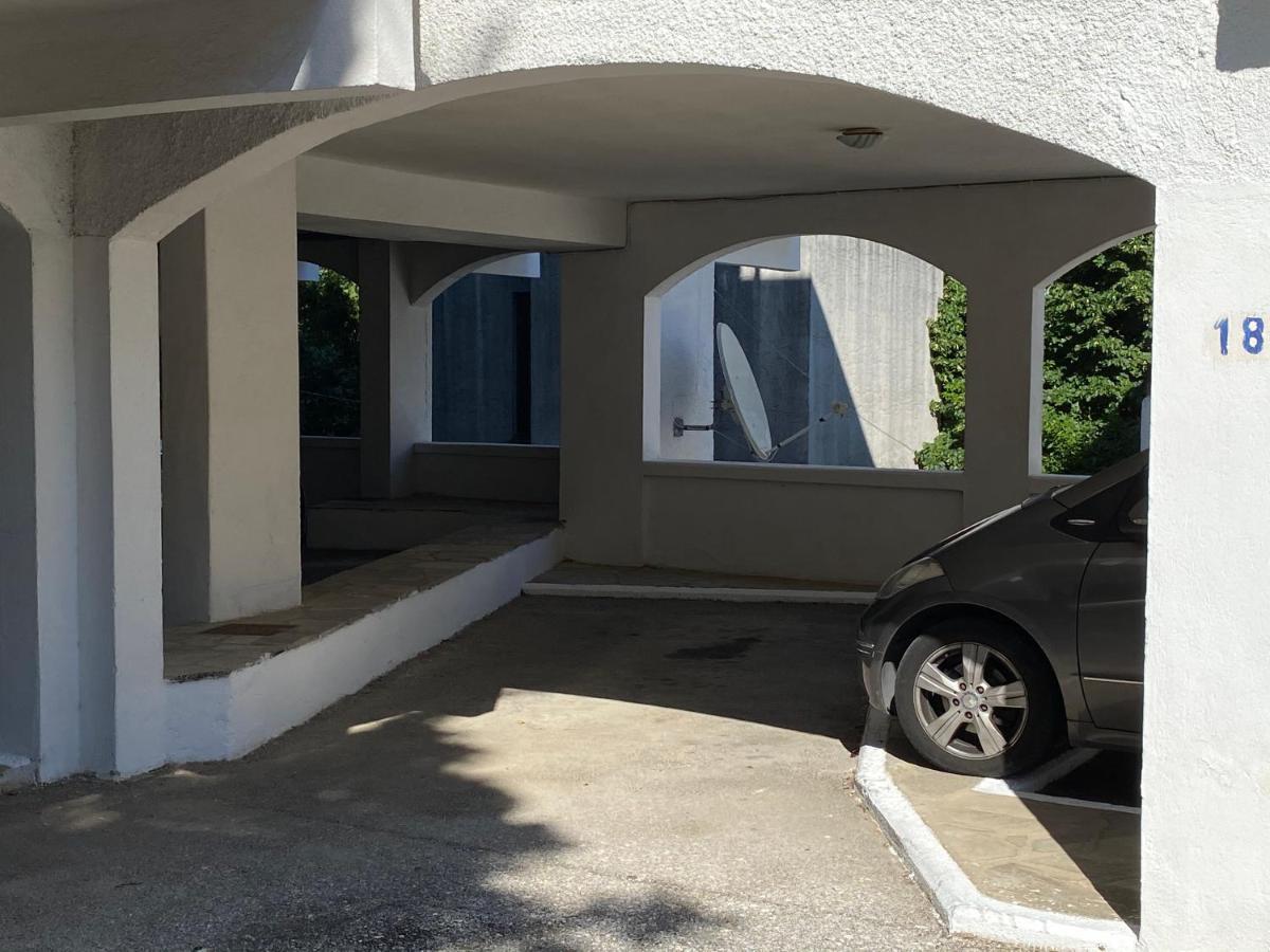 Irini Seaside Apartment PalaiónTsiflíkion 외부 사진